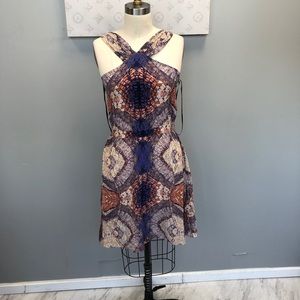 Warehouse Silk- colorful mini dress size 4 e98-29